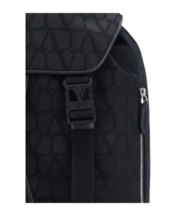 Valentino Garavani Vlogo Backpack 7 Valentino Garavani Vlogo Backpack -Volk Clothing Sales 059e7b42308387e9c31a2af7d7eb21c4