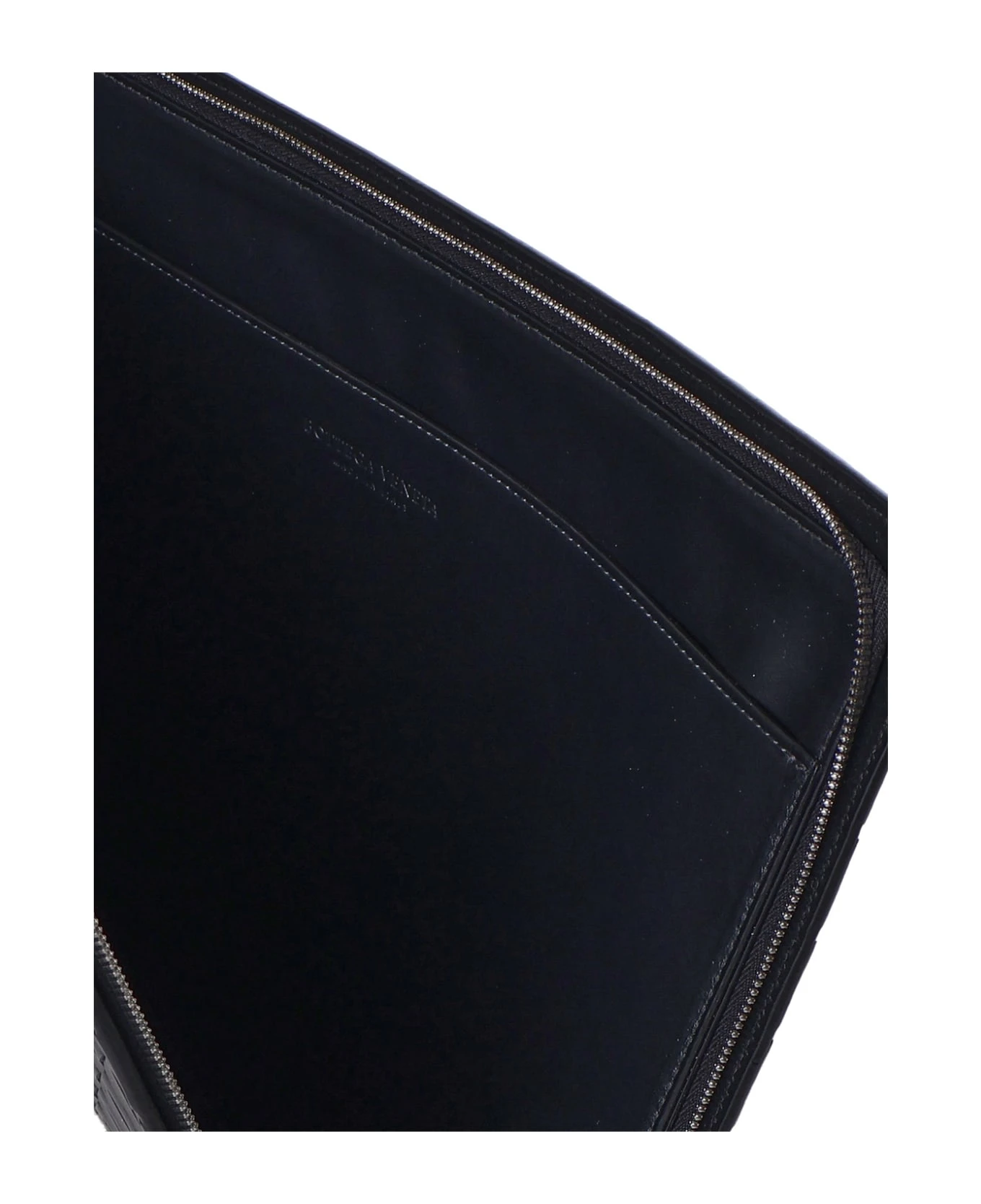 Bottega Veneta Calfskin Pochette Intreccio 4 Bottega Veneta Calfskin Pochette Intreccio - Image 4