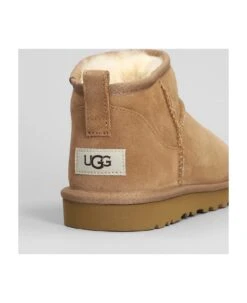Ugg Classic Ultra Mini Low Heels Ankle Boots In Leather Color Suede -Volk Clothing Sales 2abb8cf6cb508f5df53240e13659e44c