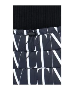 Valentino Garavani Wool Logo Scarf -Volk Clothing Sales 37ddf3d36e090c691b4a10aadb547fb3