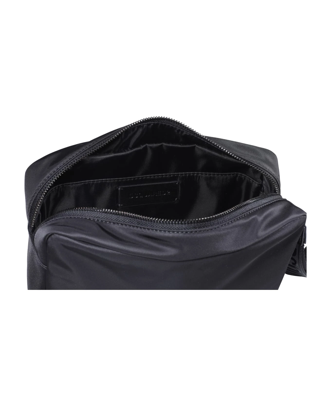 DSQUARED2 Ibra Beauty Case 4 DSQUARED2 Ibra Beauty Case - Image 4