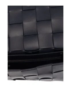 Bottega Veneta Cassette Messenger Bag -Volk Clothing Sales 46ee7e82953dc4a0f4c0dcd09a7b98f0