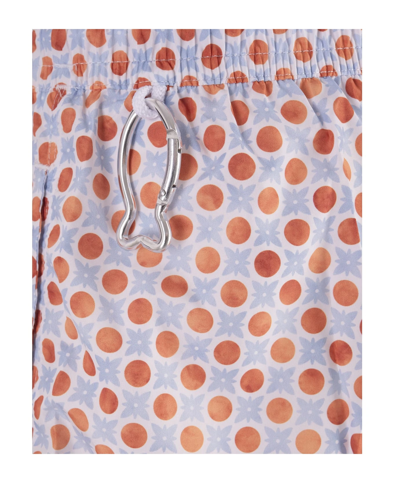 Swim Shorts With Two-tone Flower And Polka Dot Pattern 4 Swim Shorts With Two-tone Flower And Polka Dot Pattern - Image 4