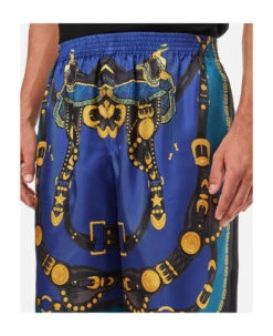 Versace Shorts Medusa Harness Foulard Print -Volk Clothing Sales 4b53e90b7b9fa1ed02baad896d4e49e4