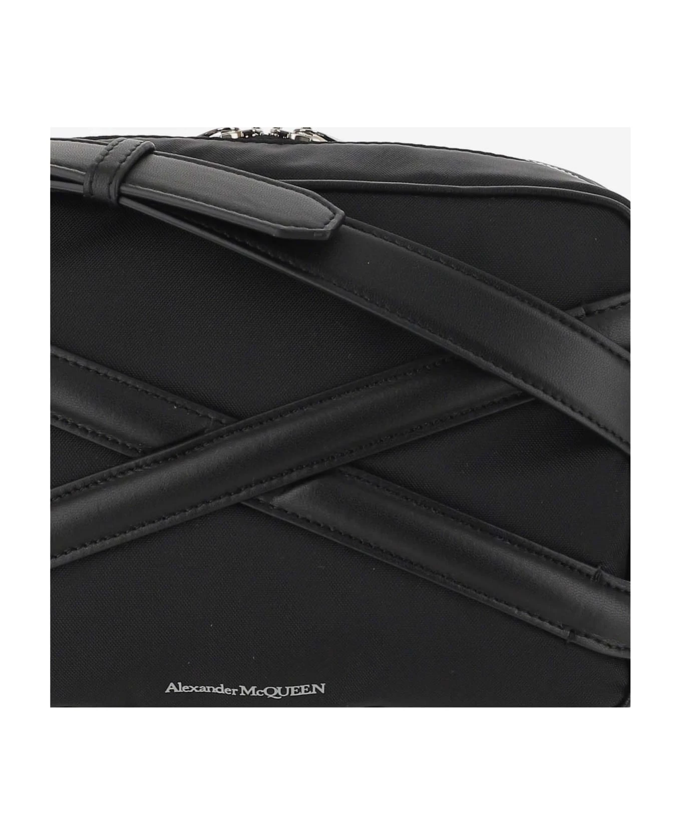 Alexander McQueen The Harness Shoulder Bag 4 Alexander McQueen The Harness Shoulder Bag - Image 4