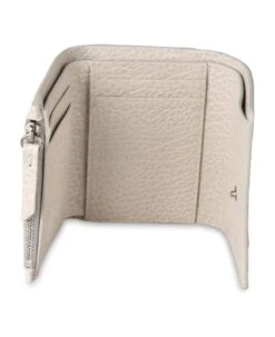 Maison Margiela Tri-fold Buttoned Wallet -Volk Clothing Sales 5b90bbf28aa0ee4073305dd84442bbf4