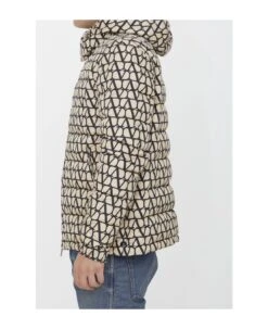 Valentino Garavani Toile Iconographe Puffer Jacket -Volk Clothing Sales 8b1363aab95d3ac70ca7e6a958a90d70