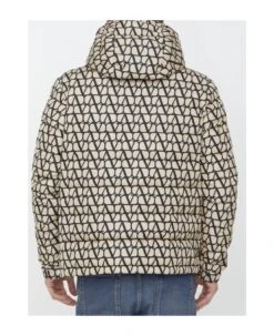 Valentino Garavani Toile Iconographe Puffer Jacket -Volk Clothing Sales a667b1a0f124b33f333949fab8972c55