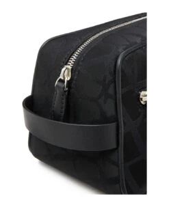 Valentino Garavani Washbag Black Iconographe Nylon Toile Iconographe/vit/palladium -Volk Clothing Sales ad6653b8dbf60d5aeddbaaf1e9f6f7c2