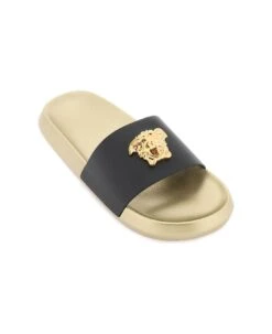 Versace 'la Medusa' Slides -Volk Clothing Sales ae7a9f7afe40936e09612b7056346c83