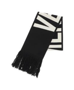 VETEMENTS Double Logo Scarf -Volk Clothing Sales d6015cf42fbfe18eb0250fccc2bda57e