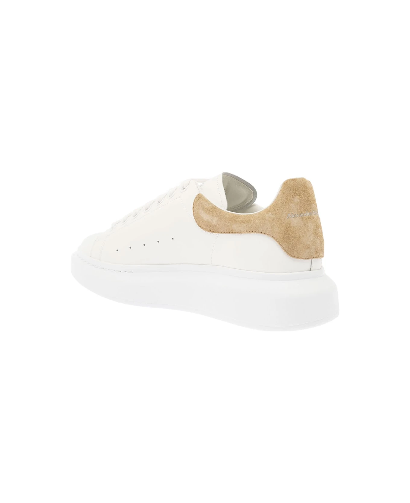 Alexander McQueen White Low-top Sneakers With Chunky Sole And Contrasting Heel Tab In Leather Man 2 Alexander McQueen White Low-top Sneakers With Chunky Sole And Contrasting Heel Tab In Leather Man - Image 2