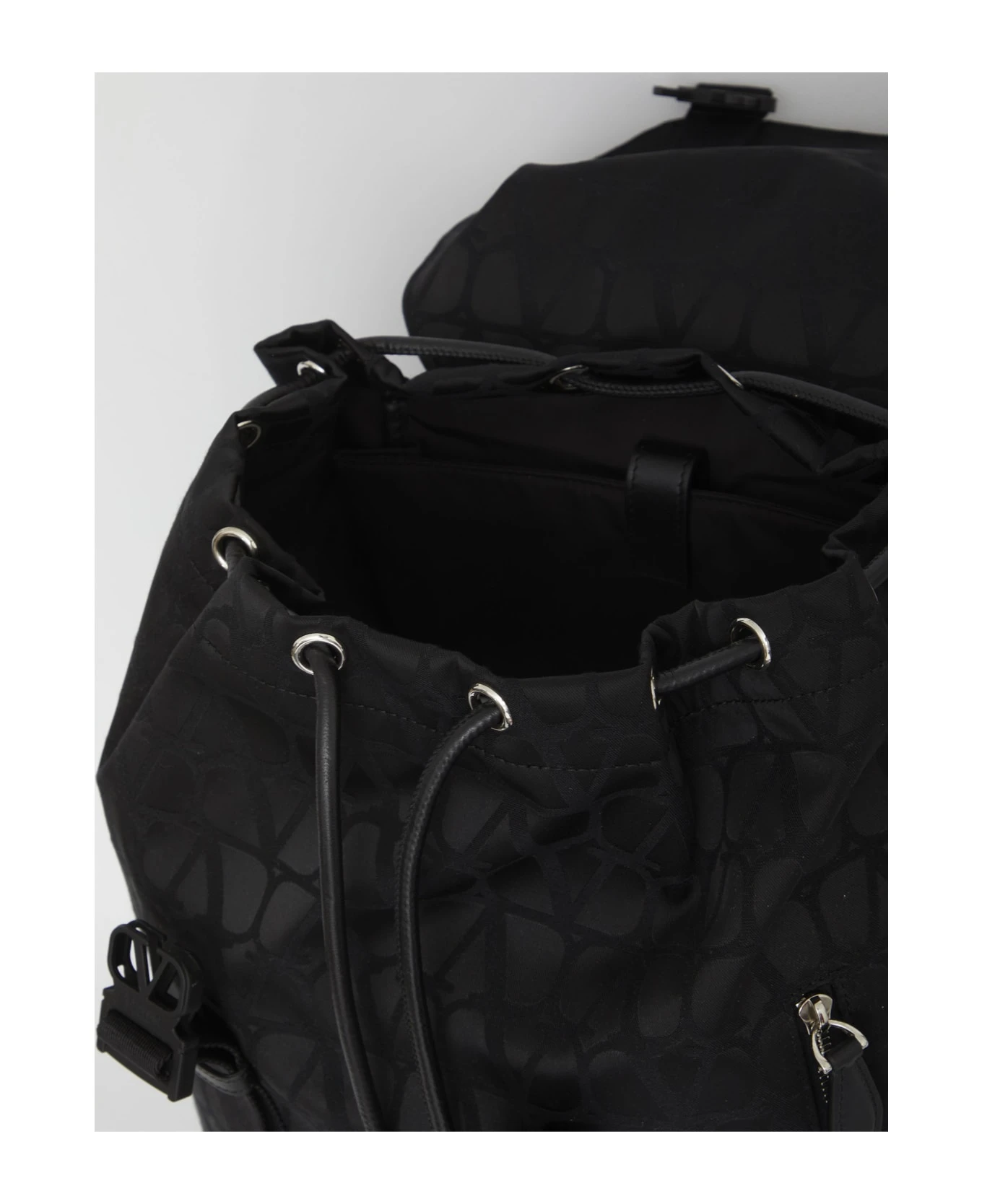 Valentino Garavani Black Iconographe Backpack 4 Valentino Garavani Black Iconographe Backpack - Image 4